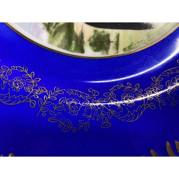 Vibrant Porcelain Plate Set of 2 Horse Cabinet Plates Decor Blue Fuschia Gold - Picture 9 of 12